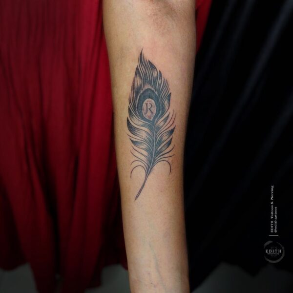 70+ Best Peacock Feather Tattoo On Hand Designs - 91tattoos