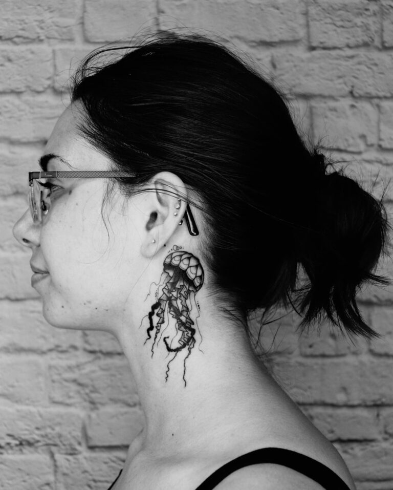 70 Classy Neck Tattoos For Women June 2024 