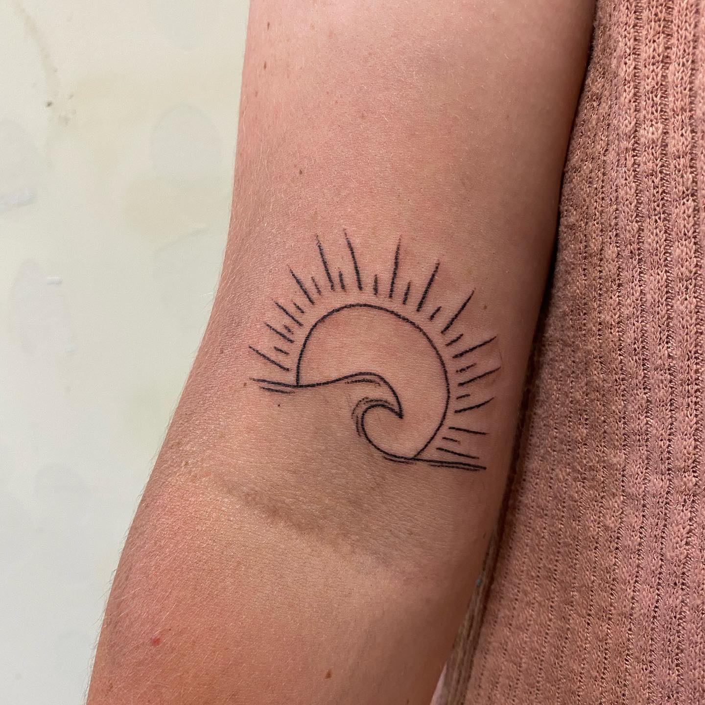 Ultimate 70+ Best Wave and Sun Tattoo Ideas June 2024