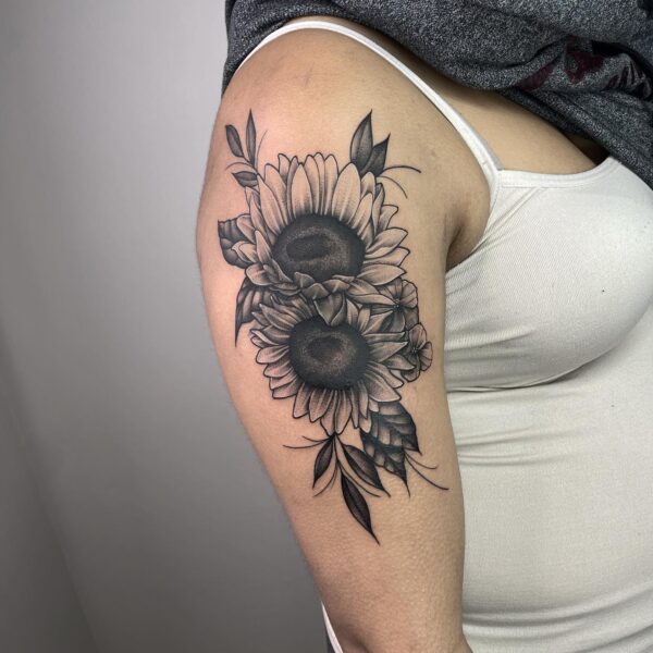 Top 70+ Half Sleeve Tattoo for Women - July 2024