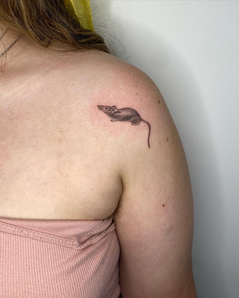 50+ Unique Small Tattoo Ideas for Women - December 2024